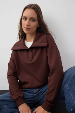 Wardrobe Essentials  Kahverengi Polo Yaka Orme Sweatshirt | TWOAW26SW00041