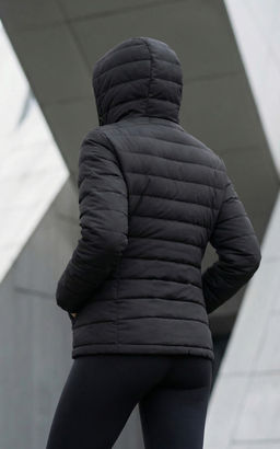 Куртка женская стёганая с капюшоном с графеновой подкладкой черного цвета 9624_1Ch - Valianly фото 17