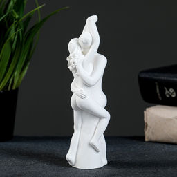Фигурка гипс Влюбленная пара, белый, 15?4?4 см