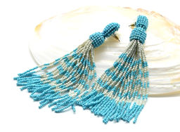 Серьги из бисера Кисти цв.белый, голубой, 10,5см