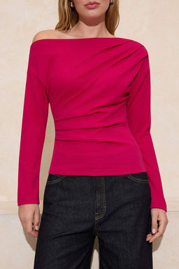 Fusya Buzgu/Drape Detayl? Dokumlu Asimetrik Yaka Orme Bluz TWOAW26BZ00138