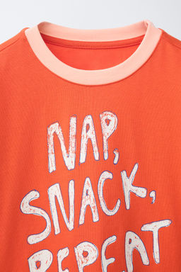 CAMISETA TEXTO CONTRASTE / Rojo / Naranja - Zara фото 3
