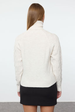 Ekru Couple Yumusak Dokulu Nak?sl? Triko Kazak TWOAW25KZ00203 - Trendyolmilla фото 6