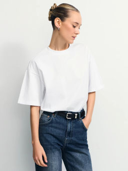 Базовая футболка оверсайз из хлопка / Zarina