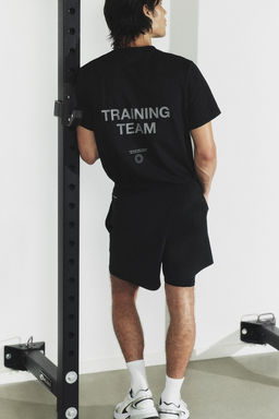 Camiseta de deporte en DryMove Regular Fit - H&m фото 3