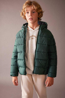 Базовая куртка-пуховик с водоотталкивающим капюшоном для мальчиков - Defacto фото 3
