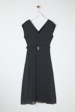 Siyah Kemerli Puantiye Desenli A Kesim Midi Astarl? Sifon Dokuma Elbise TWOSS25EL00135