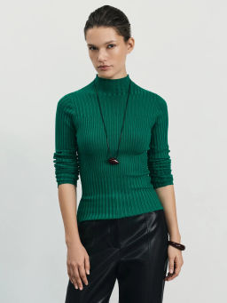 Вязаный лонгслив из вискозы / Zarina