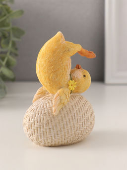 Фигурка полистоун Цыплёнок на яйце: йога, 7.5?5.5?11 см