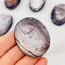 Галтовка из Лепидолита