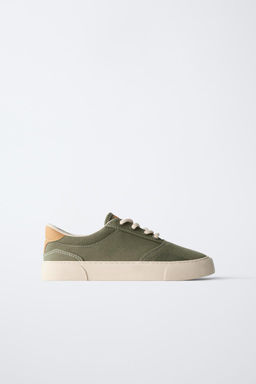SKATER TRAINERS