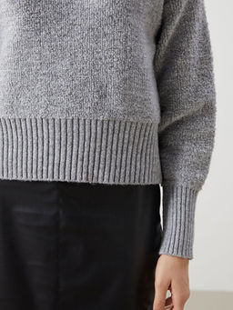 Yar?m Bal?k?? Yaka Kad?n Triko Kazak