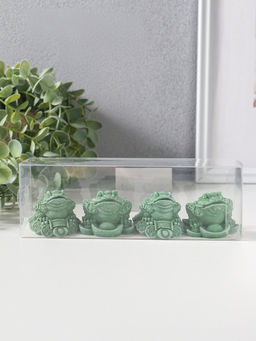 Сувенир полистоун "Денежная жаба на монетах со слитком" набор 4 шт зелёный 5х4,3х4 см