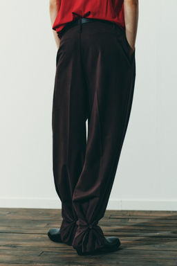 PLEATED TROUSERS WITH BUTTON HEM - Zara фото 15