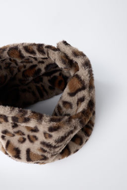 ANIMAL PRINT FAUX FUR COLLAR - Zara фото 2