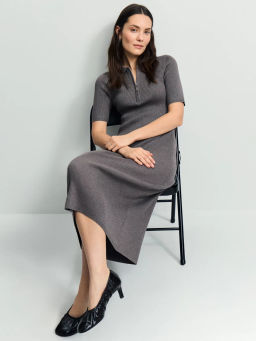 Вязаное платье поло из вискозы / Zarina  фото 2