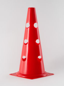 Конус FN Cones With Holes (38cm) Red