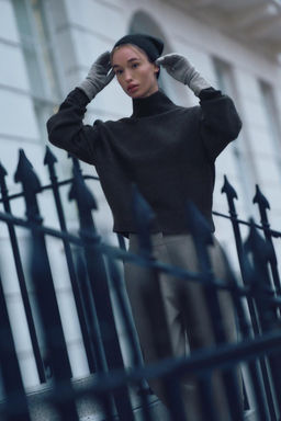 BASIC SOFT KNIT SWEATER - Zara фото 9