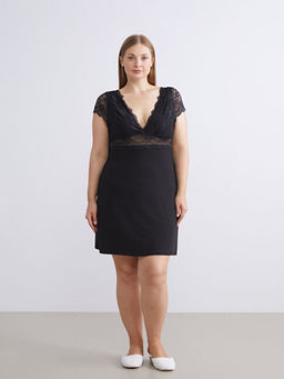 V Yaka Dantel Detayl? Kad?n Fantezi Gecelik