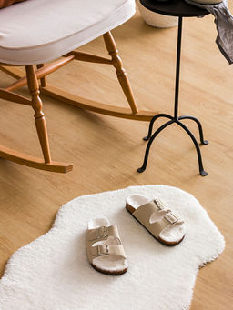 ?ift Bantl? Kad?n Ev Terli?i