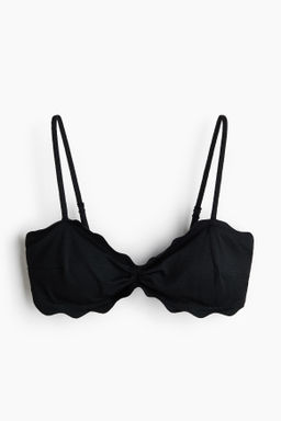 Top de bikini con relleno