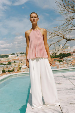 TOP HALTER PLISADO ABALORIOS / Rosa palo