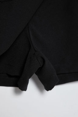 Siyah Mini Fiyonk Detayl? Dokuma Sort Etek TWOSS25SR00011 - Trendyolmilla фото 9