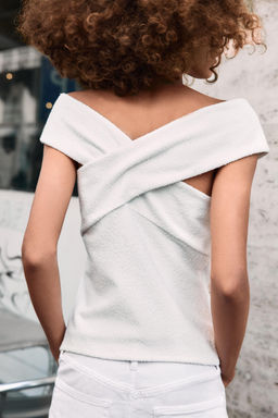 TOP CRUZADO BOUCL? / Blanco roto - Zara фото 5