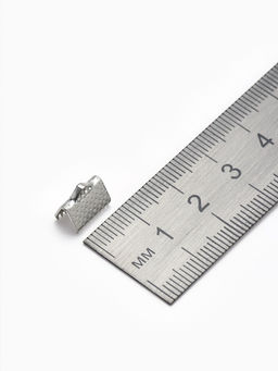 Цена за 4 шт. Зажим для ленты, (набор 20 шт.), цвет серебро, 10 мм, СМ-339