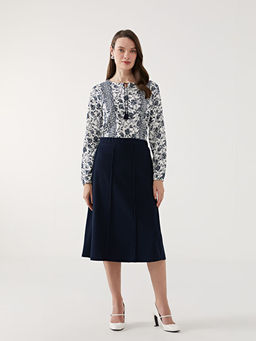 Ba?lamal? Yaka ?i?ekli Kad?n Bluz