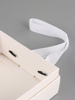 Цена за 2 шт. Коробка под бенто-торт 14 х 14 х 8 см