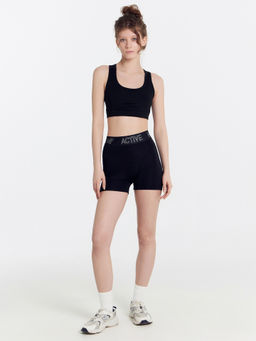 Шорты женские в черном цвете