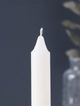 Цена за 25 шт. Свеча парафиновая хозяйственная 60 г, 20 см, 8-9 ч