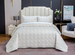 Стеганное покрывало Dori (молоко) 240х260см (1), 50х70см (2)