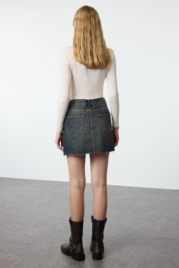 TRENDYOLMILLA Mavi Soluk Efekt Vintage Yuksek Bel Mini Denim Etek TWOAW25ET00087 фото 5