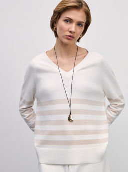 Базовый джемпер с треугольным вырезом / Zarina