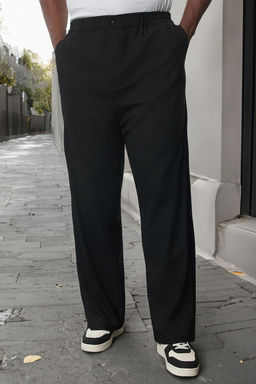 TRENDYOL MAN Buyuk Beden Straith Fit Rahat Orme Pantolon TMNSS25AR00003