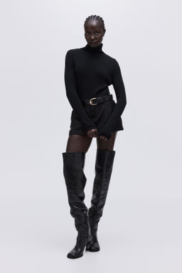 Top de punto fino con cuello perkins - H&m фото 8