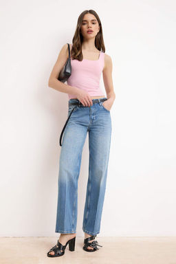 Pembe Fitted/Vucuda Oturan Kare Yaka Kal?n Ask?l? Kolsuz Pamuklu Esnek Orme Atlet TWOSS26AL00089 - Trendyolmilla фото 3