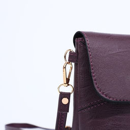 Сумка кросс-боди женская, длинный ремень, на магните, 24×6×14 см, фиолетовая