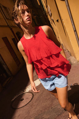 TOP ASIM?TRICO VOLANTES / Rojo
