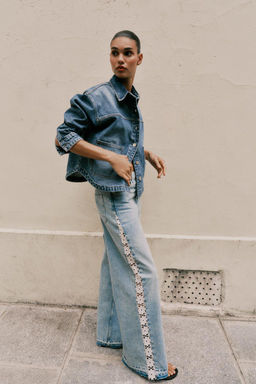 Z1975 WIDE-LEG HIGH-WAIST JEANS WITH CROCHET TRIM - Zara фото 4