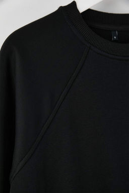 K?rm?z? Relaxed/Rahat Kal?p Basic Reglan Kol Bisiklet Yaka Orme Sweatshirt TWOAW26SW00030 - Trendyolmilla фото 9