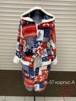 Женский халат с капюшоном