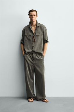 PANTAL?N FLUIDO RELAXED FIT / Khaki oscuro