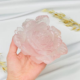 Цветок из Розового кварца