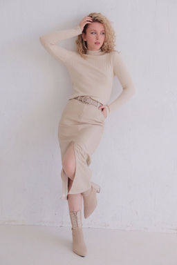 12189 Юбка с разрезом айвори из экокожи - Martichelli фото 2