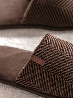 ?n? Kapal? ?izgili Erkek Ev Terli?i