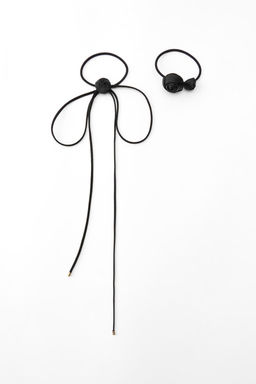 PACK OF 2 FLOWER BOW SHEEPSKIN TIES - Zara фото 7