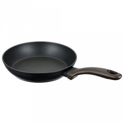 Сковорода с антипригарным покрытием "Maestro" д22см, h4,7см, s2,6мм, дно s3,2мм, кованный алюминий, бакелитовая ручка с покрытием "soft-touch", капсульное дно, "Regent" (Китай) Подходит для всех видов плит, включая индукционную.